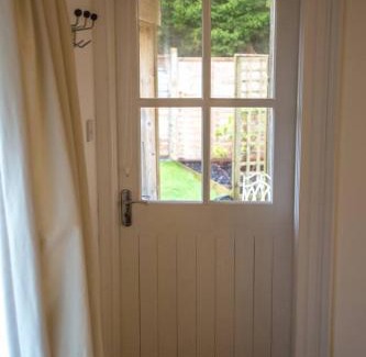 Loch Tay House | The Dairy Cottage, Loch Tay, Hot Tub and Garden