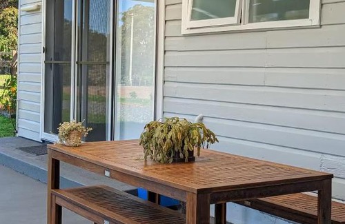 Hallidays Point House | The Dairy FarmGate366 Blackhead Road