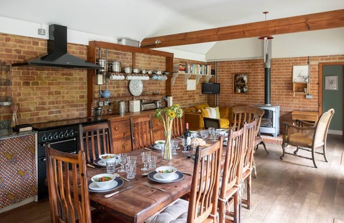 Friston Cottage | The Dairy House - sleeps 11 guests in 6 bedrooms