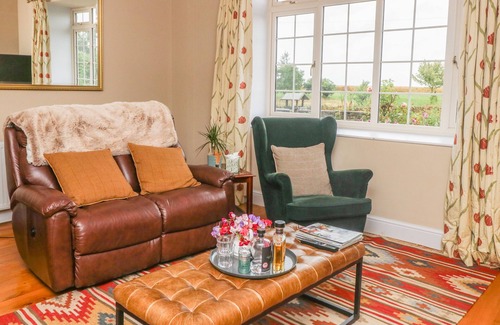 Stittenham Cottage | THE DAIRY, pet friendly, character holiday cottage in Sheriff Hutton