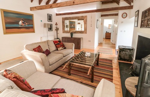 Berwick-upon-Tweed House | THE DAIRY, romantic, character holiday cottage in Berwick-Upon-Tweed