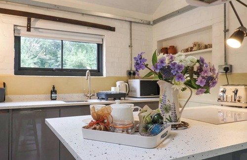 West Compton House | THE DAIRY, romantic, with open fire in Bridport
