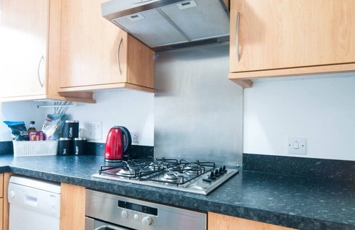 Castle Donington House | The Dakota - next to East Midlands Airport