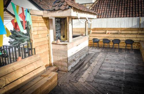 Easton Hotel | The Dark Horse Pub