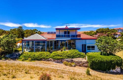 Wirrina Cove House | The Darling Of Marina - A Hilltop And Sea Getaway