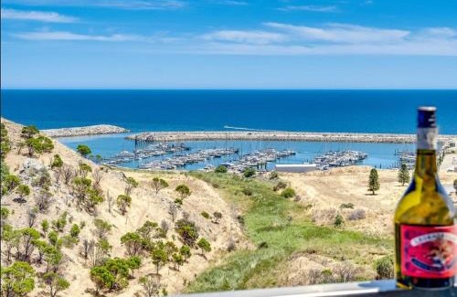 Wirrina Cove House | The Darling Of Marina - A Hilltop And Sea Getaway