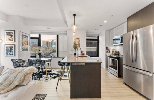 Shawmut Apartment | The Dazzling Two-Bedroom, Two-Bath Suite in South End!