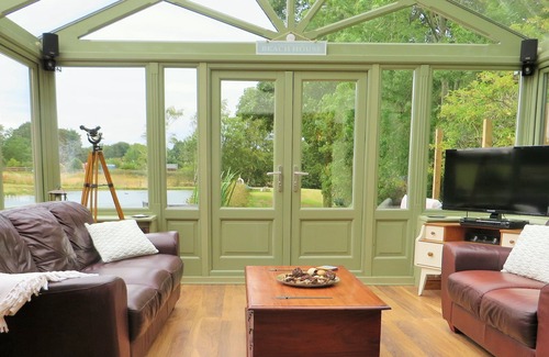 Mosborough Cabin | The Derbyshire Boathouse , a secluded lakeside log cabin private fly fishing