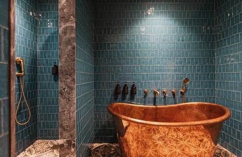 Galway City Centre Hotel | The Dean Galway