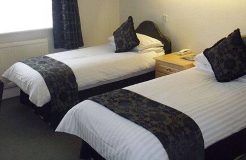 Stockport Hotel | The Deanwater Hotel