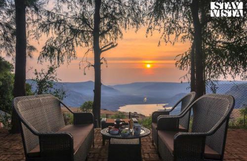 Bajarwadi Villa | The Deck by StayVista - Country house architecture with Valley View