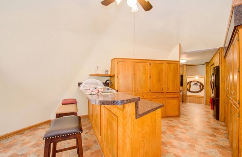 Texas Gulf Coast Region House | The DeerLand Estate est 1985 - Houston Getaway Ranch
