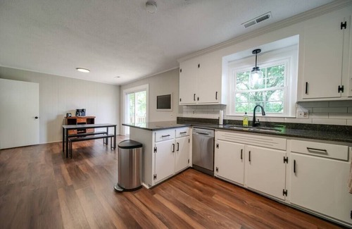 Harrisburg House | The Delaney House Sum