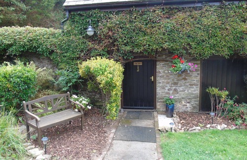 Devon Cottage | The Den - Dog friendly cottage for 2 with a sauna