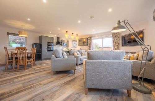 Irstead House | The Den