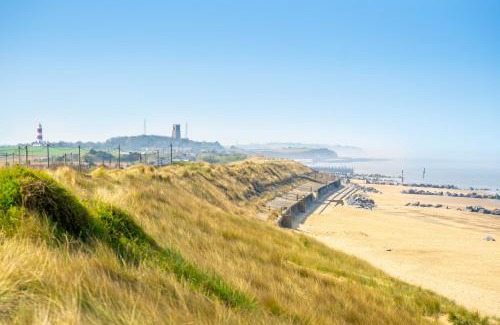 Irstead House | The Den