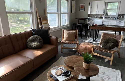 Gulfport House | The Den w/Pool Table & Outdoor Bar - 10 min walk to beach!