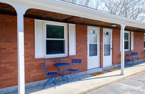 Old Mystic Apartment | The Denison Studio · Near Casinos Smoke/vape smell