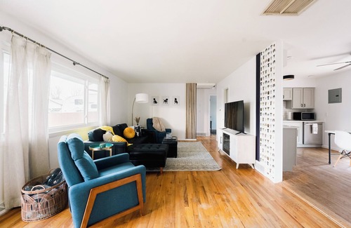 Westminster House | The Denver Dog House! Pet & Family Friendly! Fire Pit - Corn Hole - Movie Room
