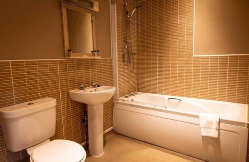 Edmundbyers House | The Derwent Arms