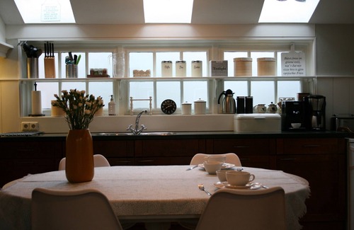 Ee House | The detached mound house in the middle of our village in a quiet location