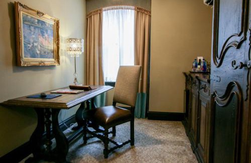 Downtown Detroit Hotel | The Detroit Club