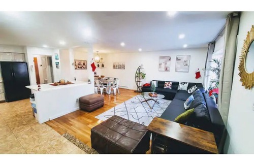 Jamaica Estates Apartment | The Devonshire /LVL2: LUX Xcape; subway@600 steps!