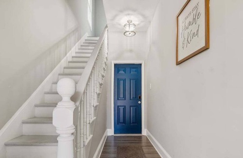Petersburg Apartment | The Diamond Dwelling in near the heart of downtown Petersburg.