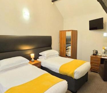 Ponteland Bed & Breakfast | The Diamond Inn