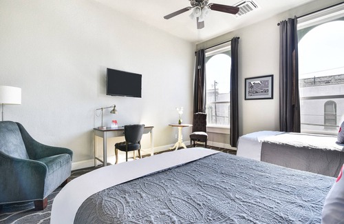 Gonzales Hotel | The Dilworth Inn
