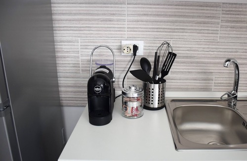 San Donato Apartment | THE DIMORA IN BLUE NEAR THE FAIR, UNIVERSITY, SANT'ORSOLA POLICY CENTER.