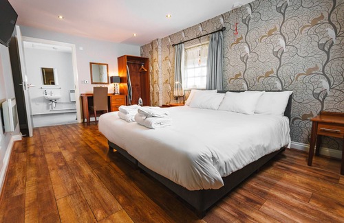 Amerton Hotel | The Dog and Doublet Inn