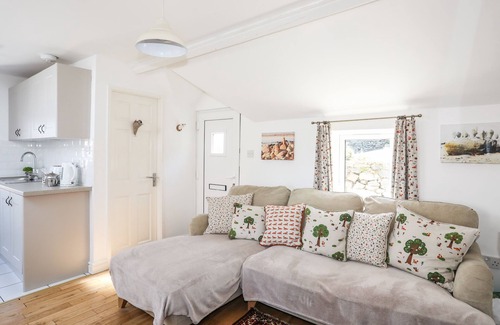 Harlech Cottage | The Doll's House