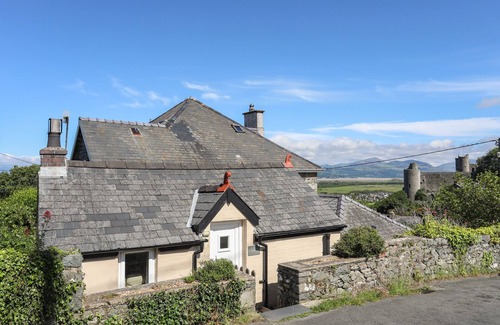 Harlech Cottage | The Doll's House