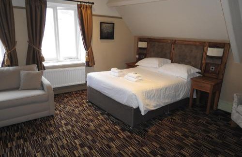 Whitby Hotel | The Dolphin Hotel