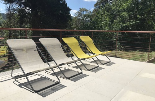Saint-Sandoux House | The Domaine de Travers, a unique site in a park