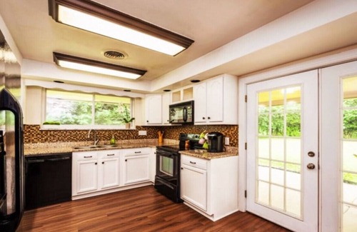 Otterbien Home House | The Dorothy Lane Market House 3 bd 2 ba