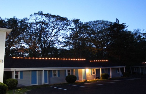 Buzzards Bay Cabin | The Double Double for a Couple of Couples #4