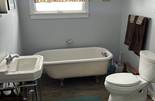 Granville Summit Other | The Douglas Place - A Rustic Cabin on Armenia Mountain