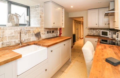 Llanrhaedr Cottage | The Dovecote