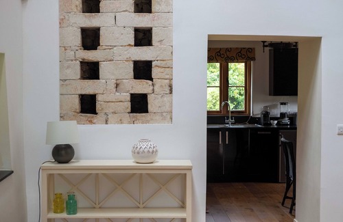 Letcombe Regis House | The Dovecote, historic cottage in a peaceful garden