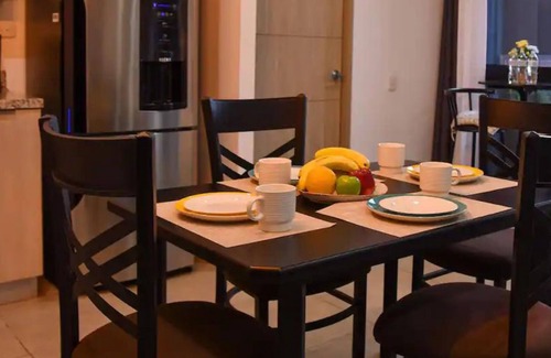 San Salvador Apartment | The Downtown Apartment - 3 Aire acondicionado Dormitorio + WiFi