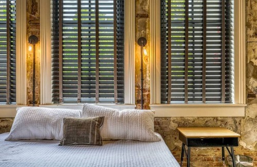 Brenham Hotel | The downtown Brenham Schoolhouse Hotel, Room C