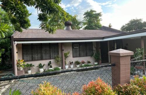 Baclayon Apartment | The Downtown Cabin Bohol