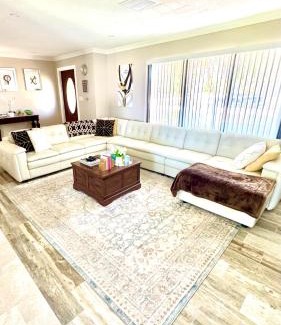 Caloosahatchee House | The Downtown Sunshine Getaway