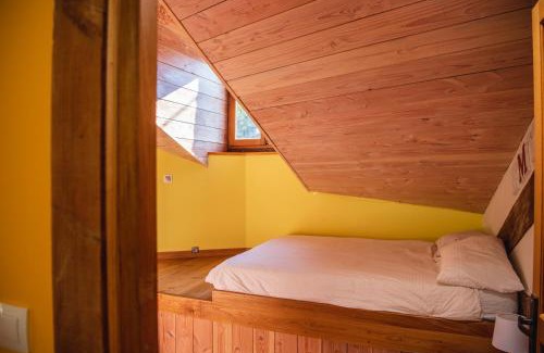 Ascou House | The Dragon Barn - Grenier