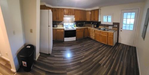 Tazewell House | The Dragon's Den Upstairs Room 3