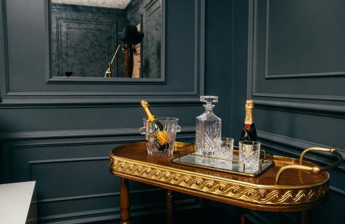 Oak Brook Hotel | The Drake Oak Brook, Autograph Collection