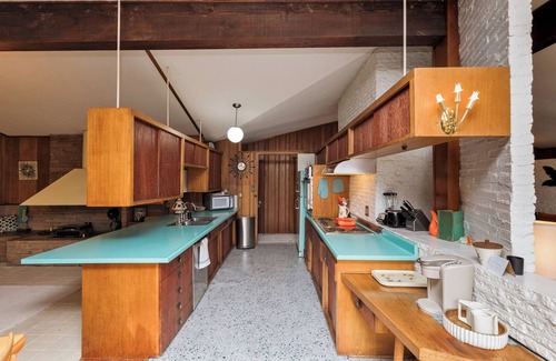 Greater South Side House | The Draper-Spacious Mid Century Modern MCM California Ranch Home
