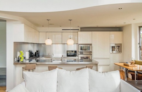 Downtown House | The Dream Estate